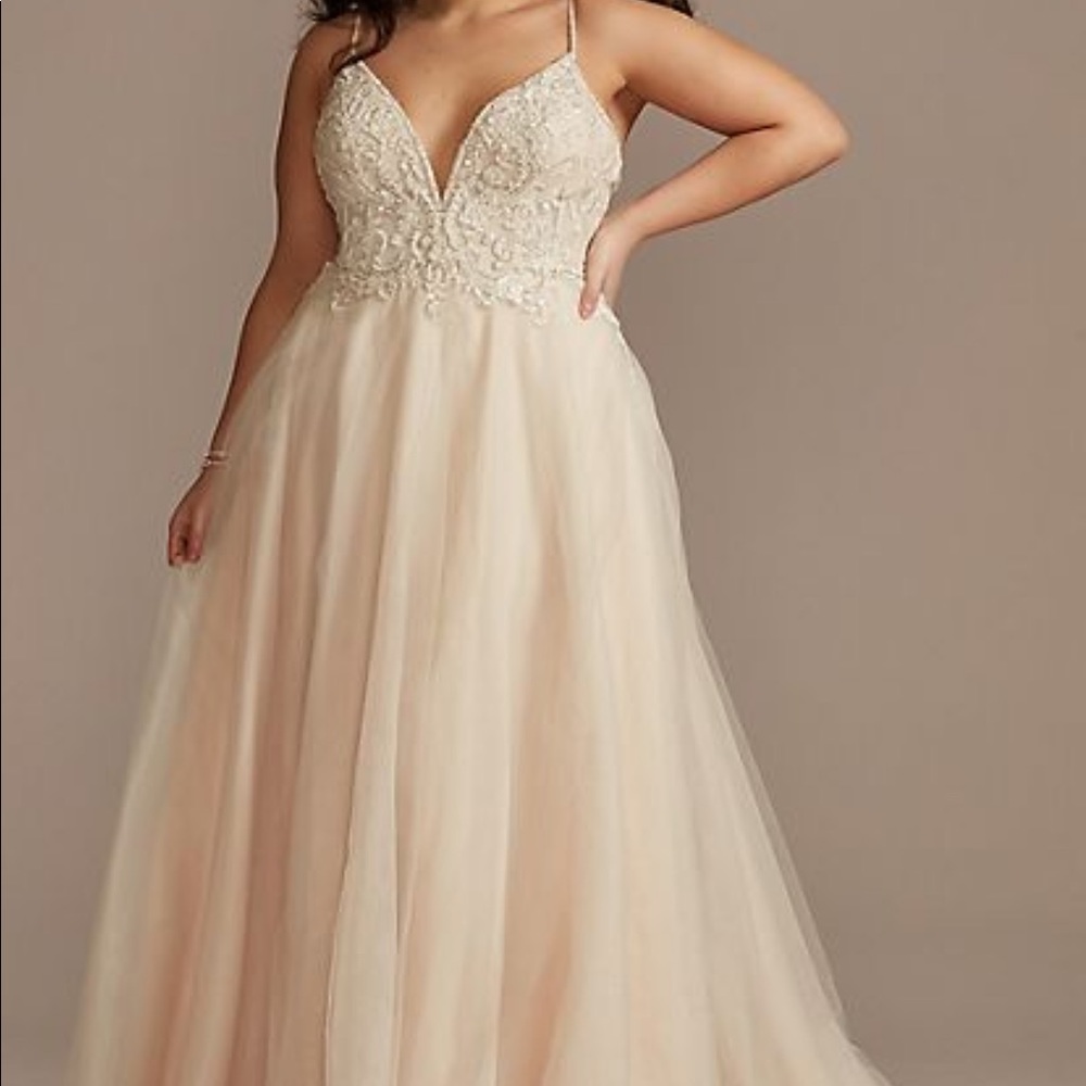 Brand new wedding dress